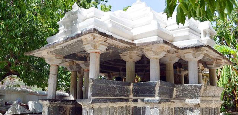 ACHALGARH SHIVA TEMPLE, MOUNT ABU