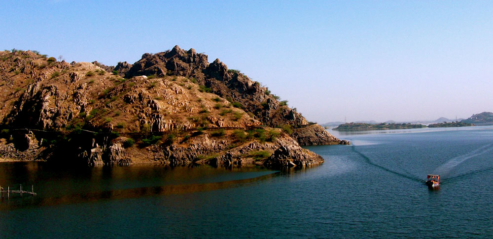 JAISAMAND LAKE